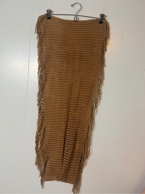 Crochet Fringe scarf in Camel